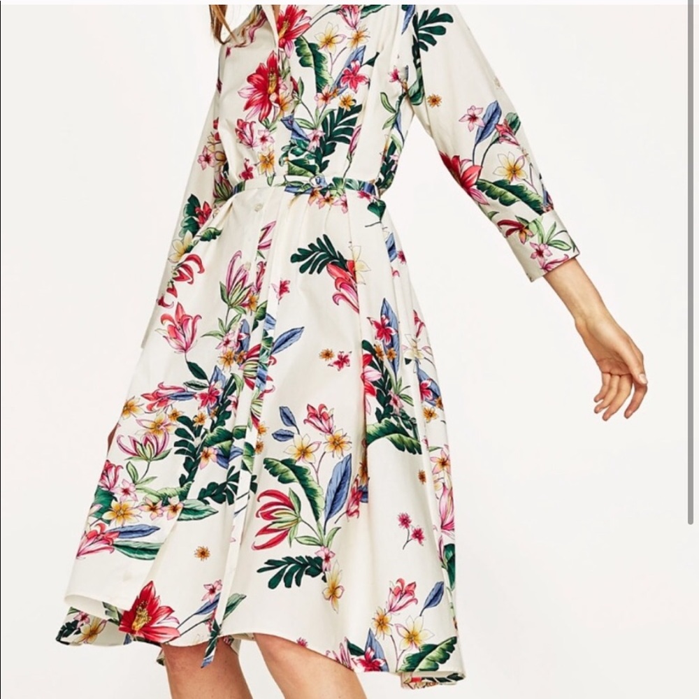 Zara floral midi dress 🌸